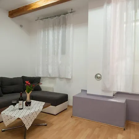 Apartments Lovran *